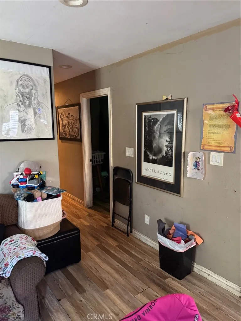 860 860 W. 73rd St., Los Angeles, California 90044 home-pic-9